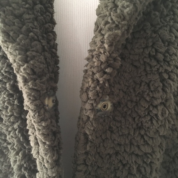 Caslon Teddy Sherpa Faux Shearling Fleece Jacket NWT.  Size M - Picture 6 of 8